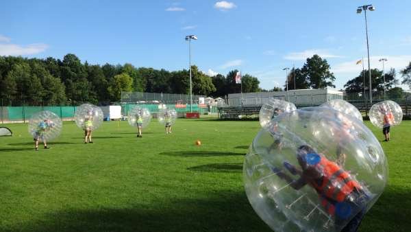 Bubble Soccer spielen